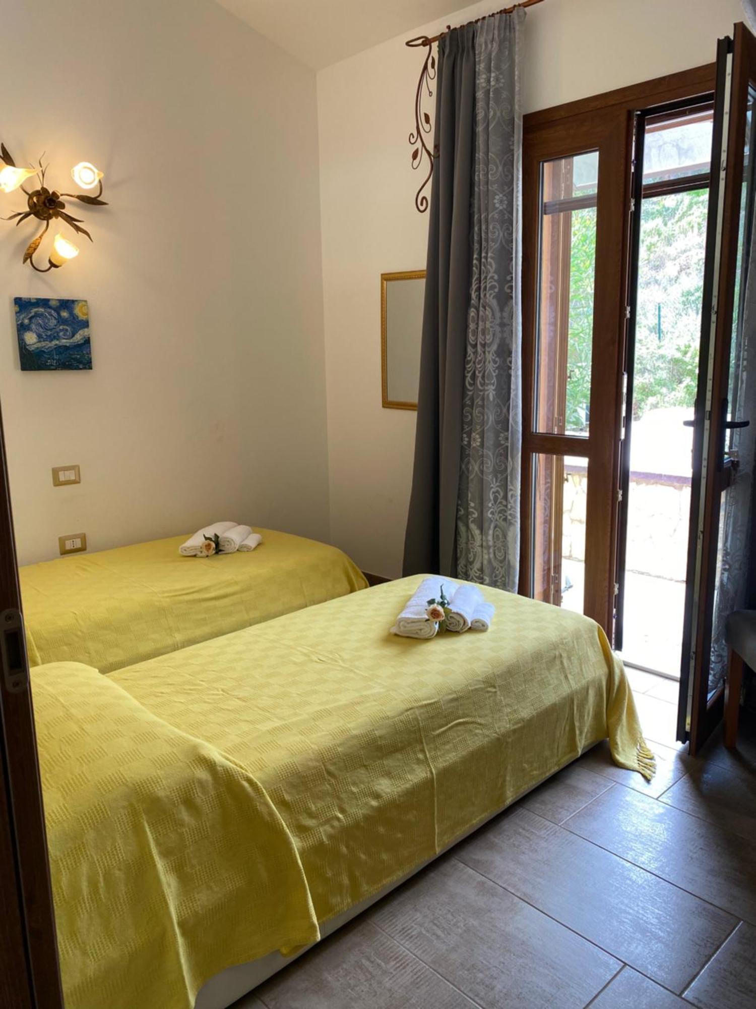Residenza I Ginepri Domus De Maria Exterior foto