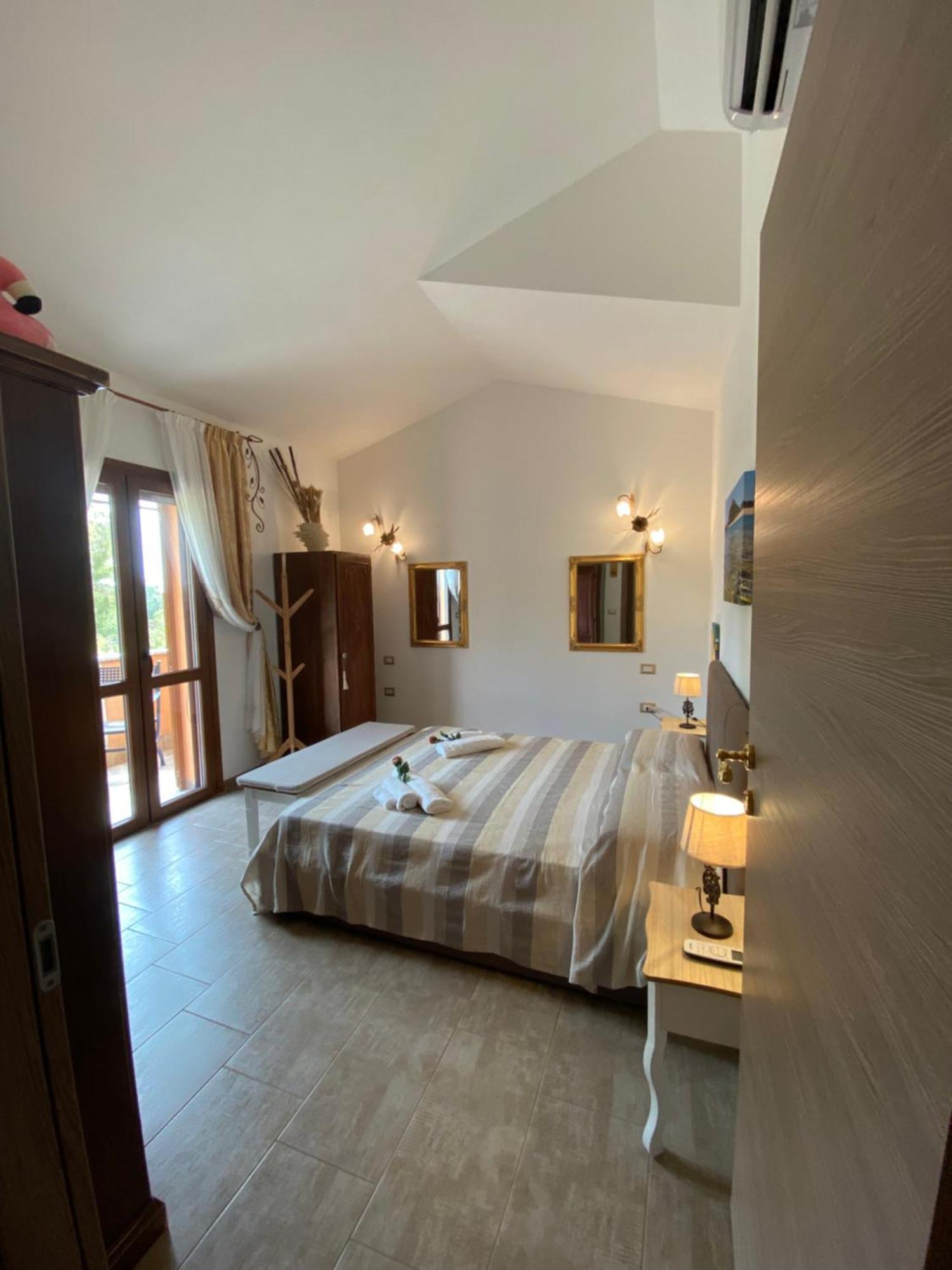 Residenza I Ginepri Domus De Maria Exterior foto